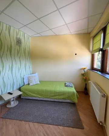 пиперите Villa Apriltsi (Lovech)