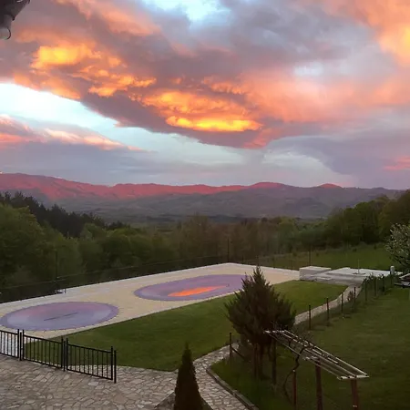 пиперите Villa