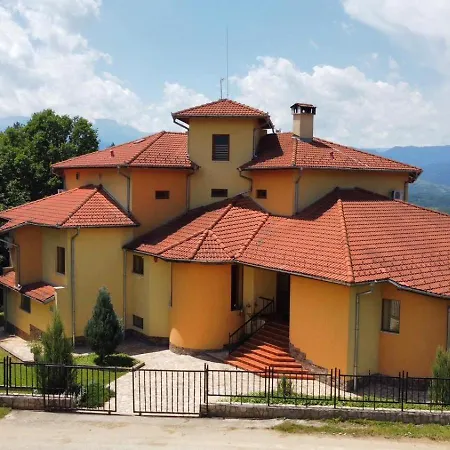 пиперите Villa *