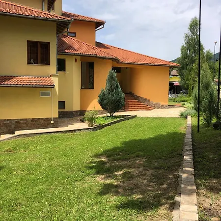 пиперите Villa