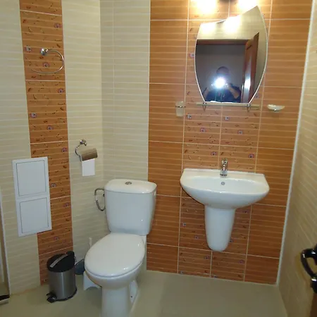 пиперите Villa Apriltsi (Lovech)